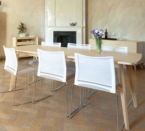 Moderner Esstisch - KENSAL - Woodman Ltd. - Holzfurnier / Gestell aus Eiche / rechteckig