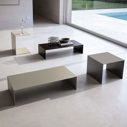 Moderner Couchtisch - ZEROCENTO - desiree divani - Eiche / Holzfurnier / lackiertes Aluminium