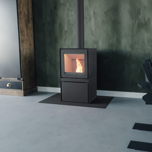 Pelletkaminofen - MAX B  - Altech - 0 - 5 kW / 5 kW...10 kW / bodenstehend