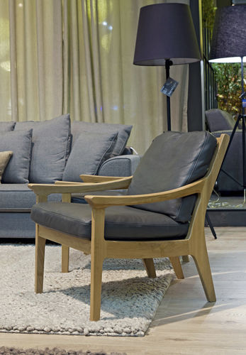 Moderner Sessel - REVIR - Furninova AB - Leder / Stoff / Holz