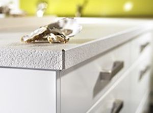 Quarz-Arbeitsplatte - COSMOSTONE - Kemie b.v. - Küchen