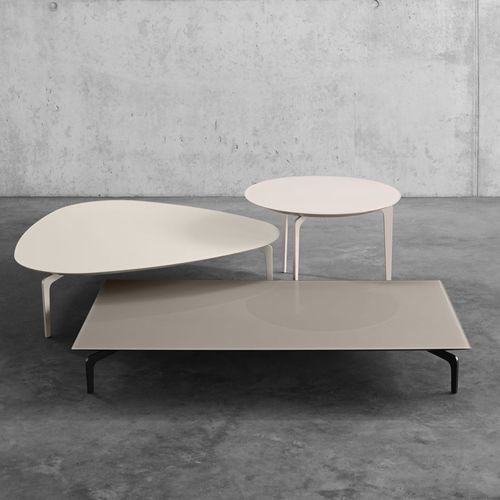 Moderner Couchtisch - T2 - Kettnaker GmbH & Co. KG Möbel-Manufaktur - Eiche / Nussbaum / Kirschbaum