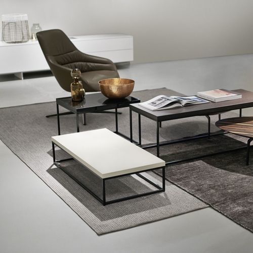 Moderner Couchtisch - T3 - Kettnaker GmbH & Co. KG Möbel-Manufaktur - Eiche / Nussbaum / lackiertes Holz