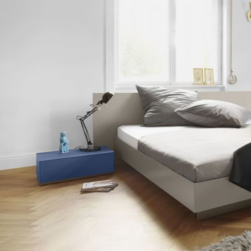 Moderner Nachttisch - B3 - Kettnaker GmbH & Co. KG Möbel-Manufaktur - lackiertes Holz / Gestell aus lackiertem Metall / rechteckig