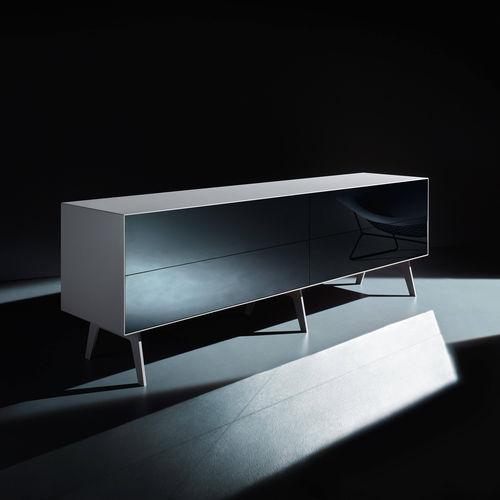 Sideboard mit hohen Beinen - NEX GLAMOUR - Piure GmbH - modern / Glas / weiß