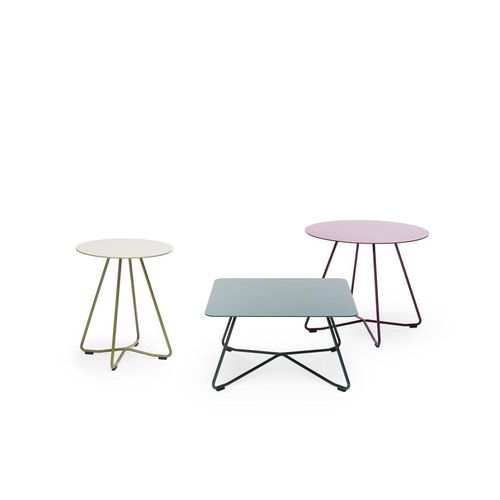 Moderner Couchtisch - SCOOP - Martela - Esche / Eiche / Laminat