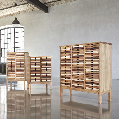 Hohe Kommode - SIXTEMATIC HOCH - sixay furniture - modern / Eiche / Nussbaum