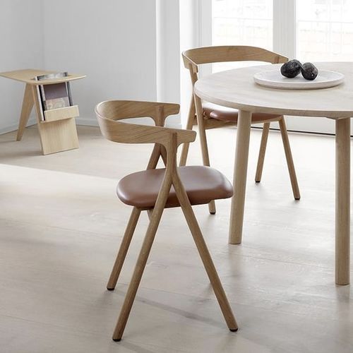 Moderner Esszimmerstuhl - YKSI - Fredericia Furniture - für den Innenraum / Leder / Eiche
