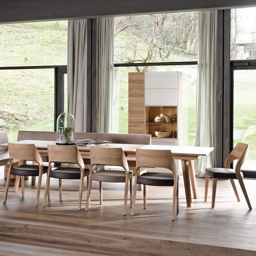 Moderner Esszimmerstuhl - V-Montana  - Voglauer Möbelwerk Gschwandtner & Zwilling GmbH & Co. KG - für den Innenraum / Stoff / Leder