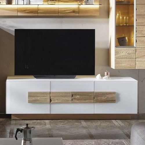 Modernes Fernsehmöbel - V-Montana  - Voglauer Möbelwerk Gschwandtner & Zwilling GmbH & Co. KG - lowboard / Eiche / Nussbaum