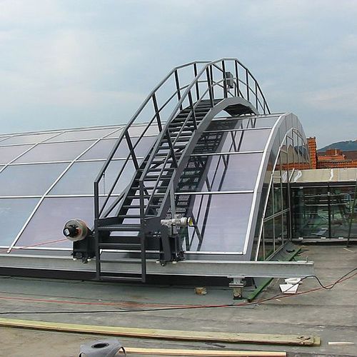 Wartungsgang für Dach - Gantries - GEDA GmbH - Metall