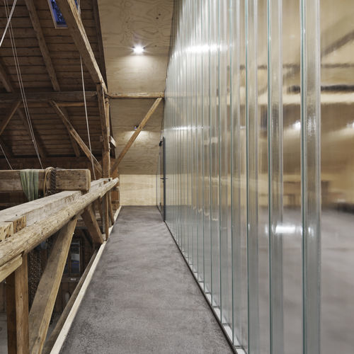 Lichtdurchlässiges Profilglas - LINIT EcoGlass clarissimo - Glasfabrik Lamberts GmbH & Co. KG  - für Innenausbau / für Fassaden / zur Außenraumgestaltung