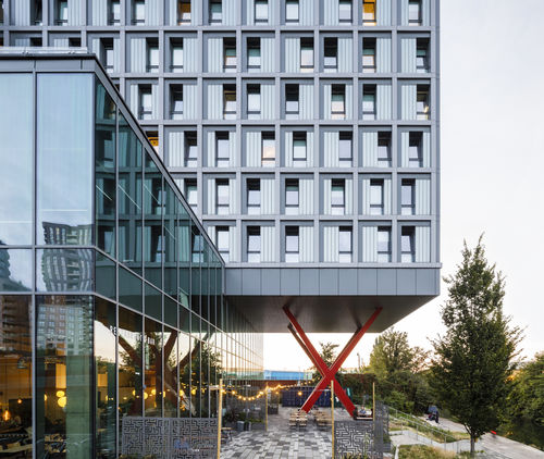 Lichtdurchlässiges Profilglas - LINIT EcoGlass moiré - Glasfabrik Lamberts GmbH & Co. KG  - texturiert / sandgestrahlt / für Innenausbau