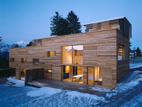 Fertigbauhaus - SISTRANS - Stora Enso - umweltfreundlich / modern / 2-Etagen