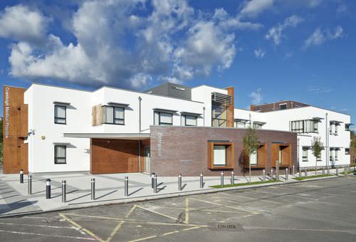 Fertigbau-Gebäude - CRANLEIGH - Stora Enso - Holz / für medizinische Zwecke / modern