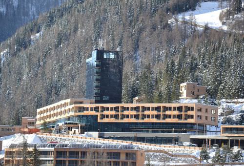 Fertigbau-Gebäude - GRADONNA MOUNTAIN RESORT - Stora Enso - Holz / für Kollektivunterkunft