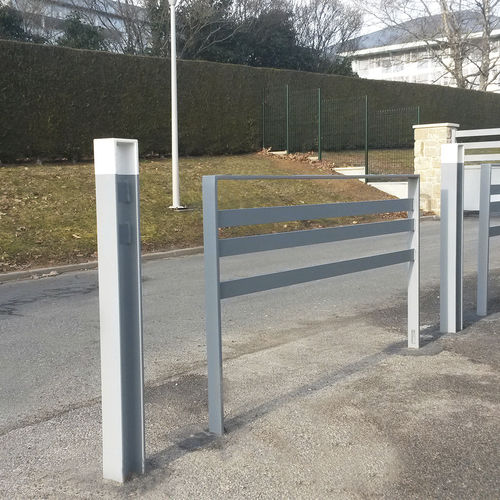 Sicherheitspfosten - KUBIC - GUYON - stationär / Stahl / hoch