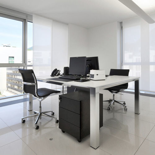 Schreibtisch für Open Space - P80 - ICF - bodenstehend / modern / Nussbaum