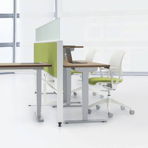 Tisch-Bürotrennwand - INTELLI BEAM™ - GLOBAL totaloffice - Glas / modulierbar