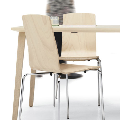 Moderner Besucherstuhl - SAS™ - GLOBAL totaloffice - für den Innenraum / Holz / Polster
