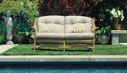 Klassisches Sofa - EASTLAKE - BROWN JORDAN - für Garten / Stoff / geflochtenes Harz