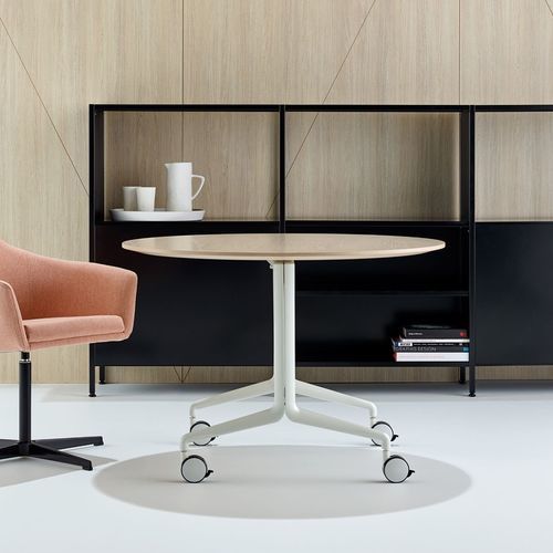Moderner Arbeitstisch - Aire Fold - schiavello - Eiche / gestrichenes Holz / Laminat