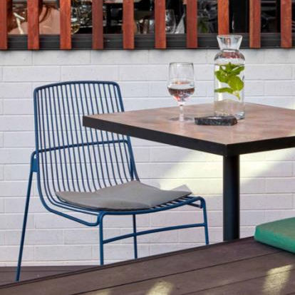 Moderner Gartenstuhl - Wire - schiavello - für Terrasse / aus lackiertem Metall / Stoff