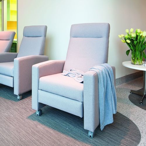 Relaxsessel für Gesundheitseinrichtungen - Recliners - schiavello - modern / Stoff / Metall