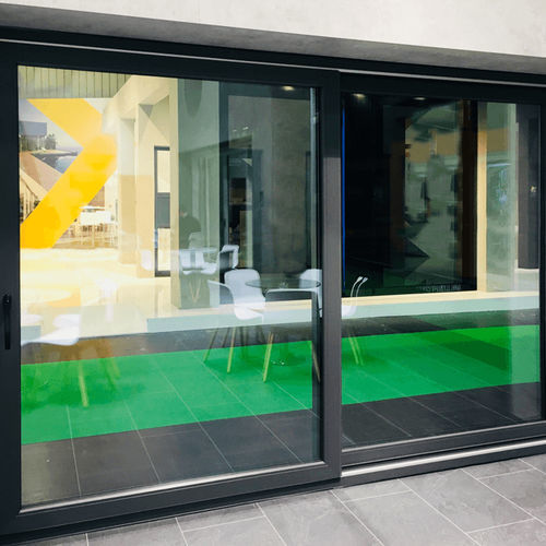 Kunststoff-Schiebesystem - SMOOVIO   - ARUTECH PARIMAD AKNAD OÜ - Glas / Tür / mit Außenverbindung