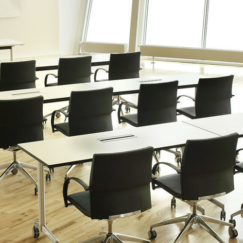 Moderner Besprechungstisch - MB132AAA2MANN000NAB - HOWE - Holzfurnier / Laminat / melaminbeschichtet