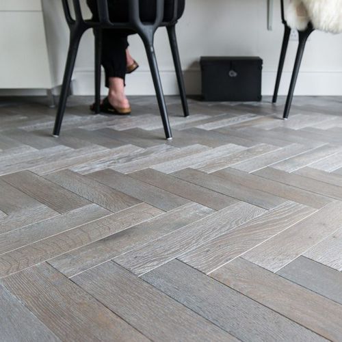 Mehrschichtparkett - ZB103  - V4 Woodflooring - Eiche / Laubholz / Fischgrät