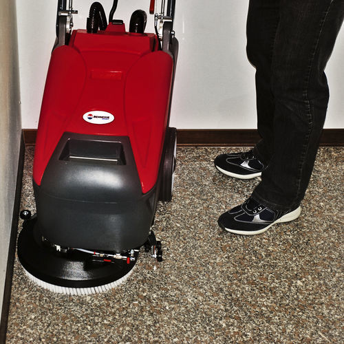 Handgeführte Scheuersaugmaschine - WET 350 - BIEMMEDUE SpA - batteriebetrieben