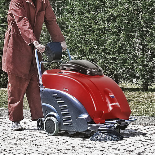 Handgeführter Kehrsauger - DUSTY 650 - BIEMMEDUE SpA - Absaugung / für Außenbereich / für Abfallprodukte