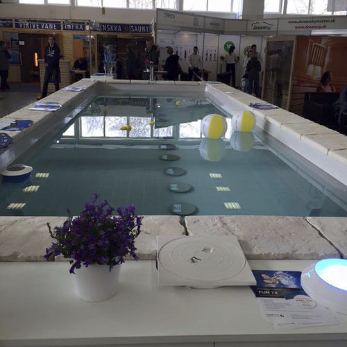Einteiliges Schwimmbecken - BABY - COMPASS Pools - für Außenbereich / erdverlegt / Keramik
