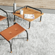 moderner Beistelltisch / Holz / Gestell aus Stahl / quadratisch