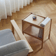moderner Beistelltisch / Eiche / Holzfurnier / Gestell aus Eiche