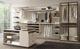 moderner begehbarer Kleiderschrank / Holz / Glas / mit Schiebetür