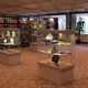 moderne Vitrine / Metall / für Museen