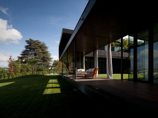 HAUS L23 DURCH PITAGORAS ARQUITECTOS