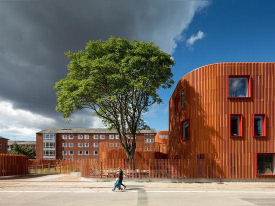 FORFATTERHUSET KINDERGARTEN DURCH COBE