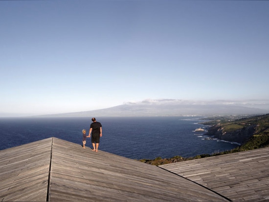 CLIFFTOP HAUS