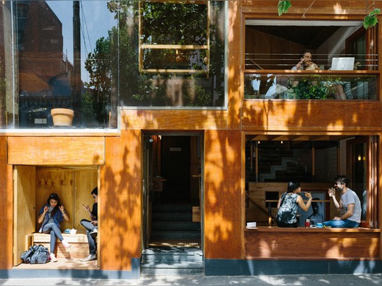 Ein Kaffee mit Streetfront Winkeln und Cosy Cubbies für Melbourne