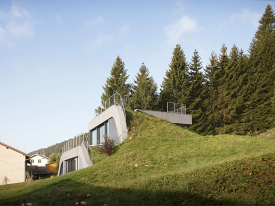 Französisches Landhaus entwarf durch Julien De Smedt, wie ein Stoß in der Landschaft auszusehen