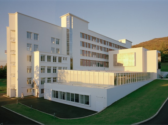 DU Besset-Lyon wandelt ehemaliges Sanatorium in Clermont-ferrandschule der Architektur um