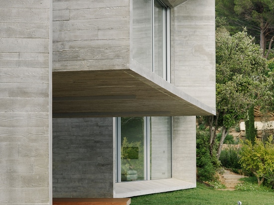 Maison Le Cap in Südfrankreich durch Architektur Pascalgrasso