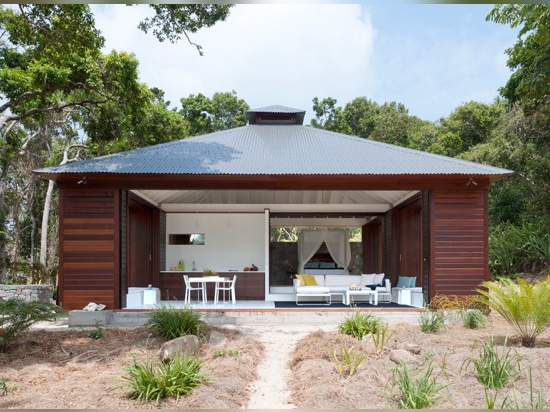 Dieses kleine Strandhaus ist für zutreffendes Innen-/im Freienleben bestimmt