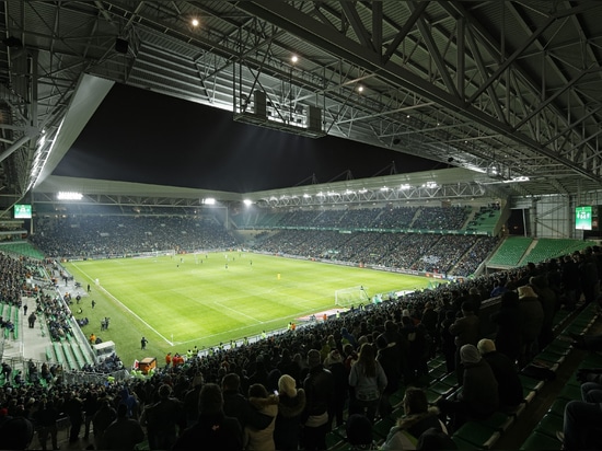 Thorn beleuchtet französische Fußballstadien für die Europameisterschaft