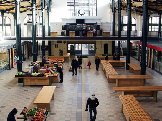 Kft Zoltàn Kun Kunyho Epitèsziroda Klauzal-Markt Budapest, Ungarn