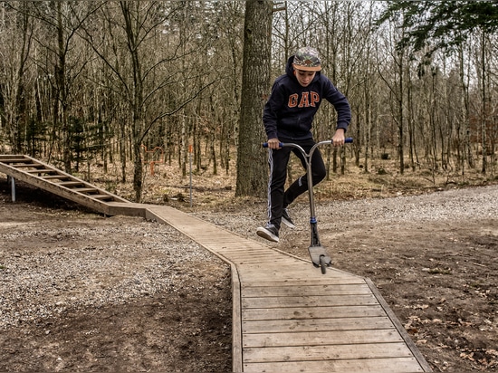 Kebony ‚am Wunder-Holz‘ Spielplatz