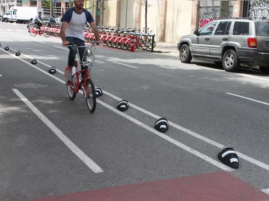 Neues patentiertes vorbildliches Road-Wegtrennzeichen Tigre